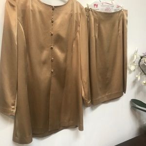 Vintage dress suit gold